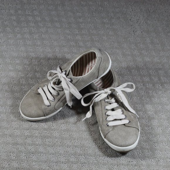 Taos Women's Size 9 Star Comfort Khaki Wash Lace Up Sneakers - Picture 1 of 6
